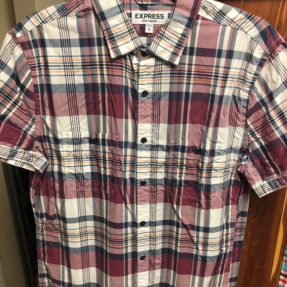 Express Other - Express Soft Wash medium short sleeve